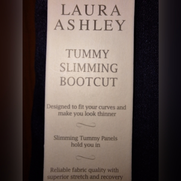 Laura Ashley boot cut tummy slimming jeans in a size 20. NWT. - Picture 7 of 8